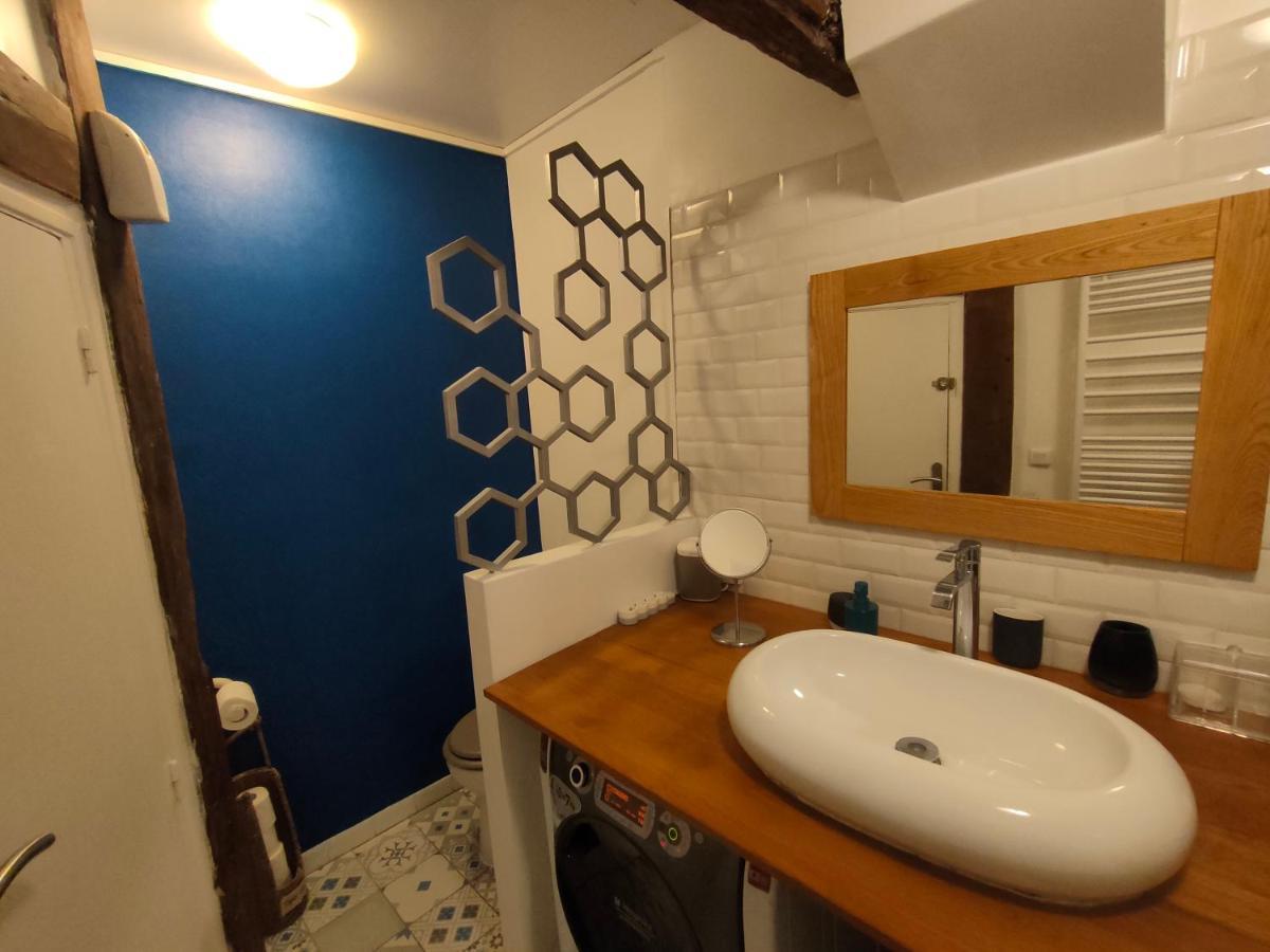 Central & Nice ! 3 Bedrooms, 2 Bathrooms パリ エクステリア 写真